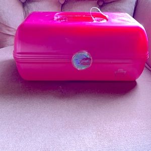 Caboodles on the go girl classic train case